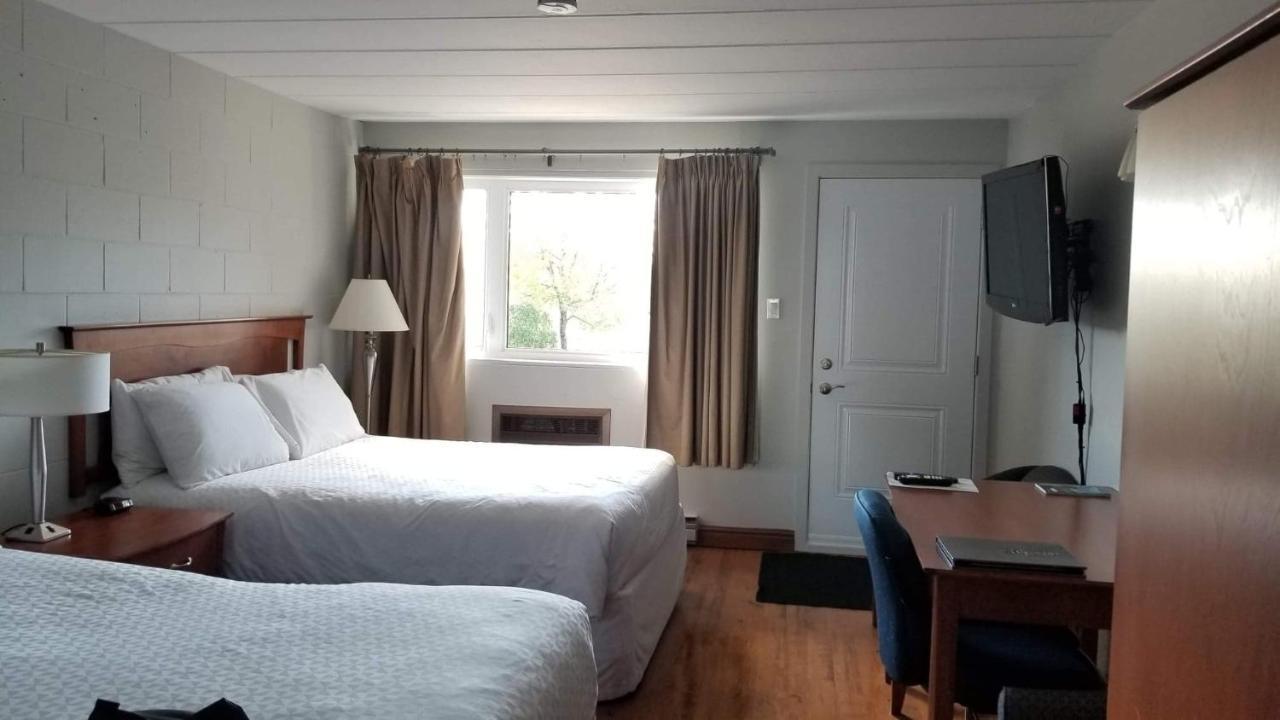 Auberge Happy Logis Lac-Etchemin 外观 照片